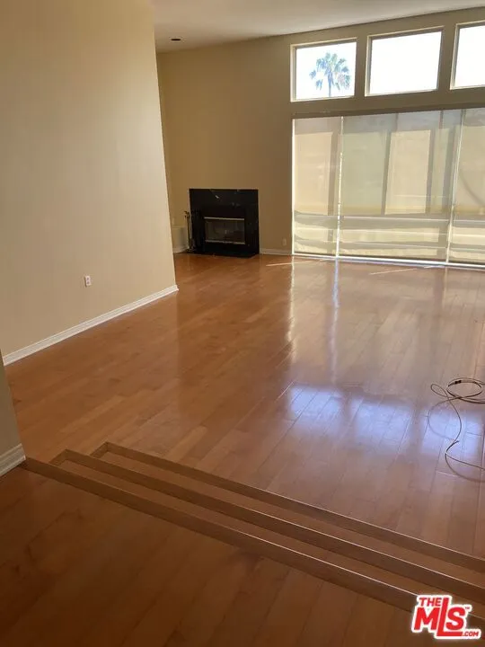10432 Eastborne Avenue #304 Los Angeles, CA 90024