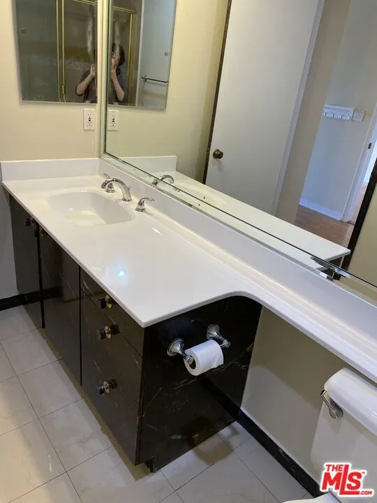 10432 Eastborne Avenue #304 Los Angeles, CA 90024