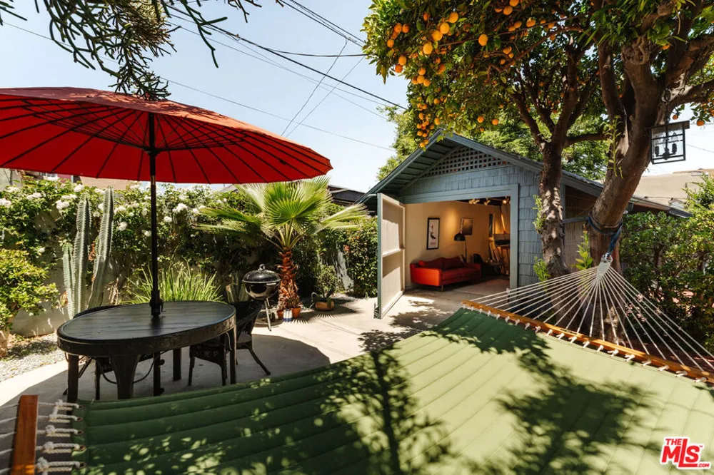 2915 S Budlong Avenue Los Angeles, CA 90007