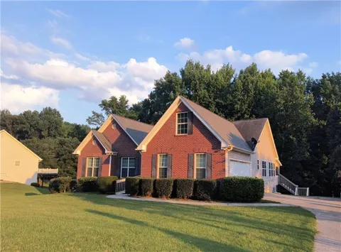 371 Summit Chase Drive