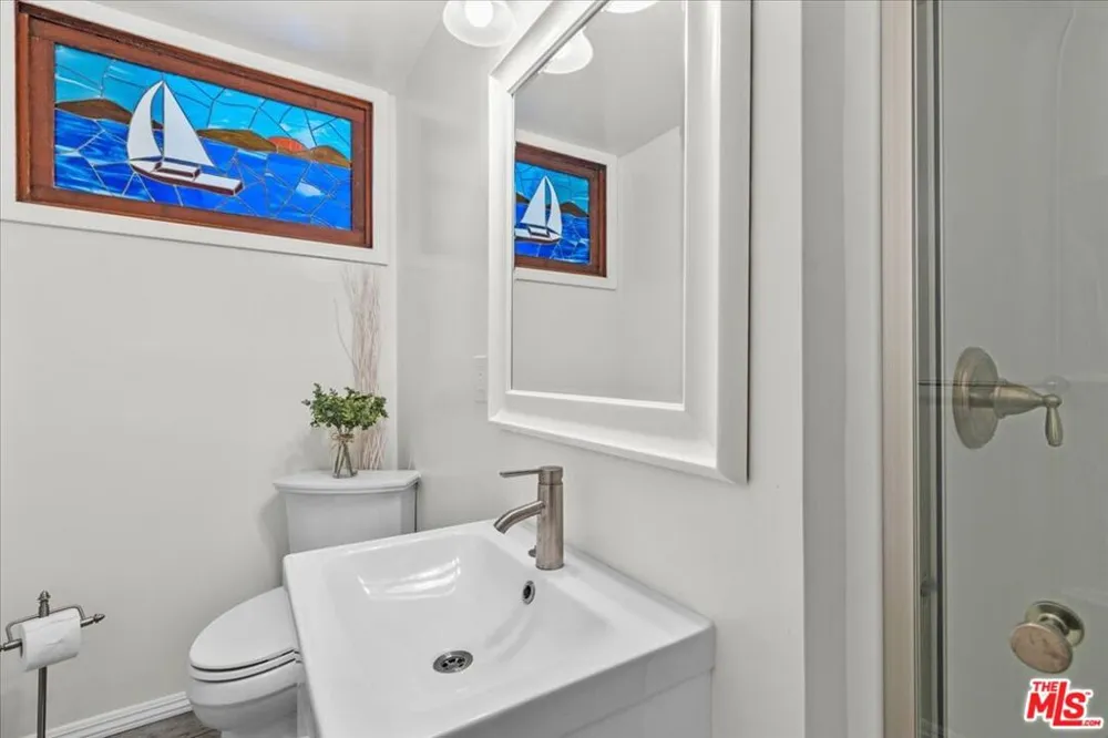 11770 Pacific Coast Highway ## AA Malibu, CA 90265