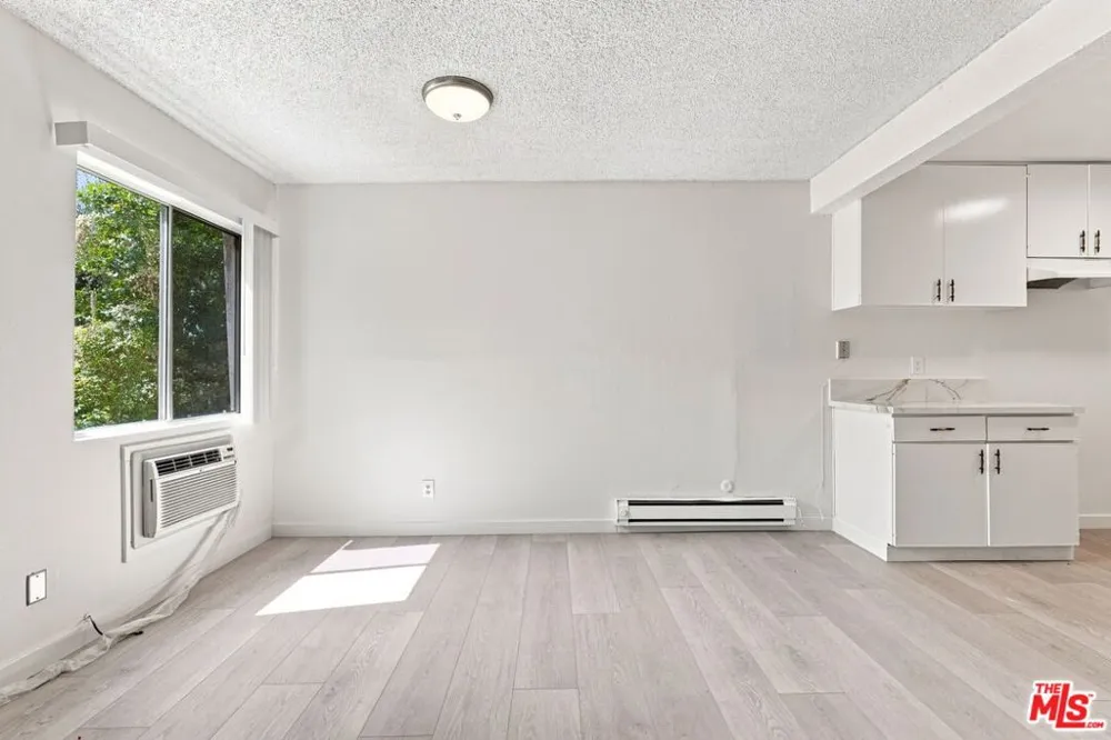 332 S Miraleste Drive #235 San Pedro, CA 90732
