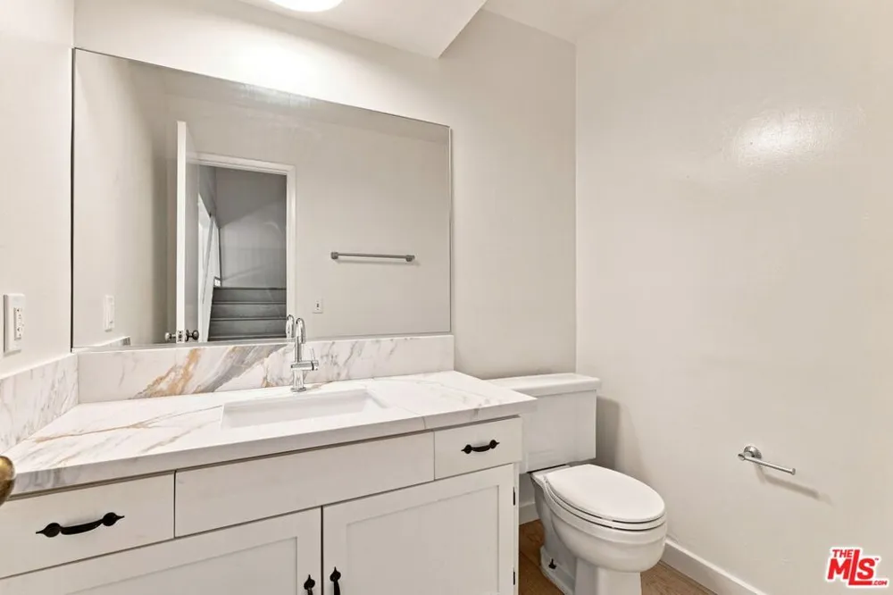 332 S Miraleste Drive #235 San Pedro, CA 90732