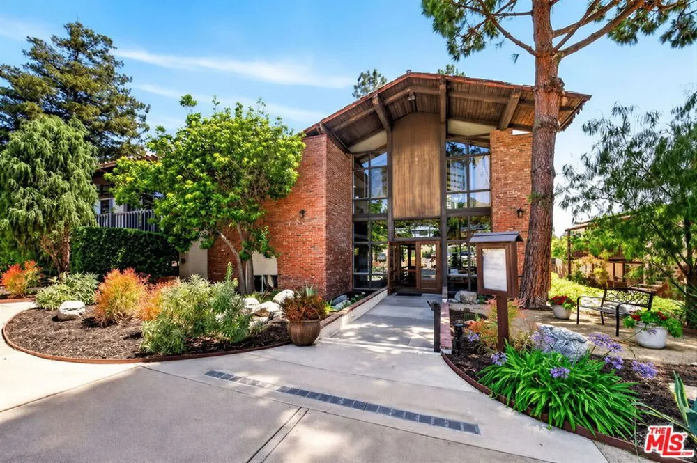 332 S Miraleste Drive #235 San Pedro, CA 90732