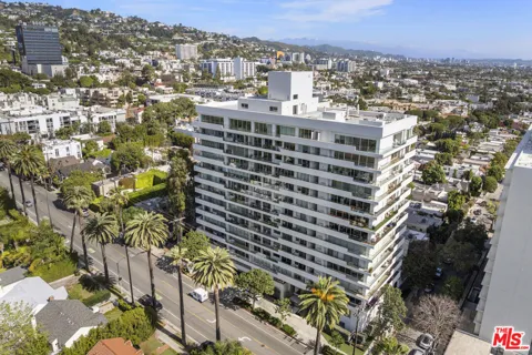 838 Doheny Drive #1001