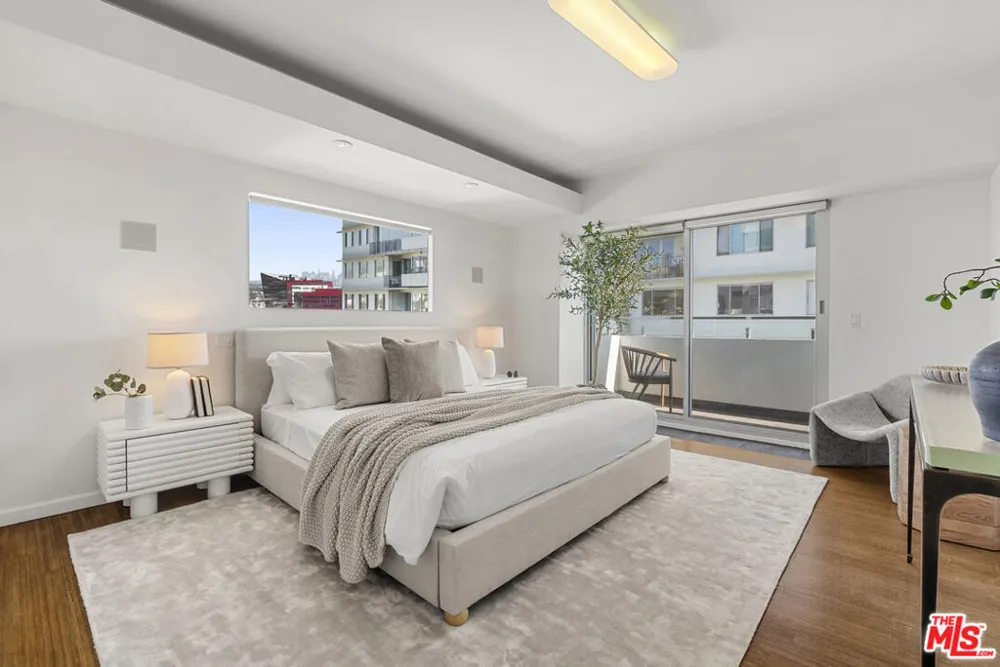 838 Doheny Drive #1001 West Hollywood, CA 90069