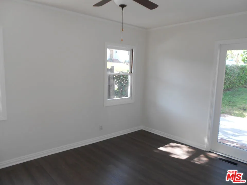 9139 W 25TH STREET Los Angeles, CA 90034
