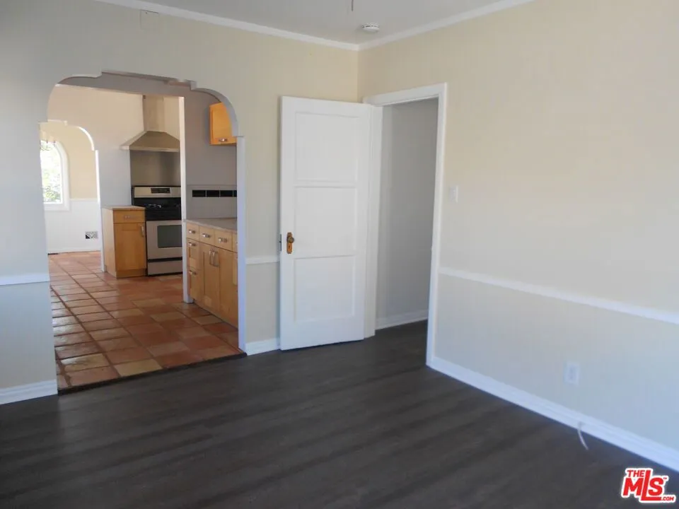 9139 W 25TH STREET Los Angeles, CA 90034