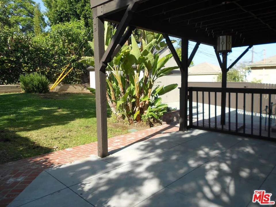 9139 W 25TH STREET Los Angeles, CA 90034