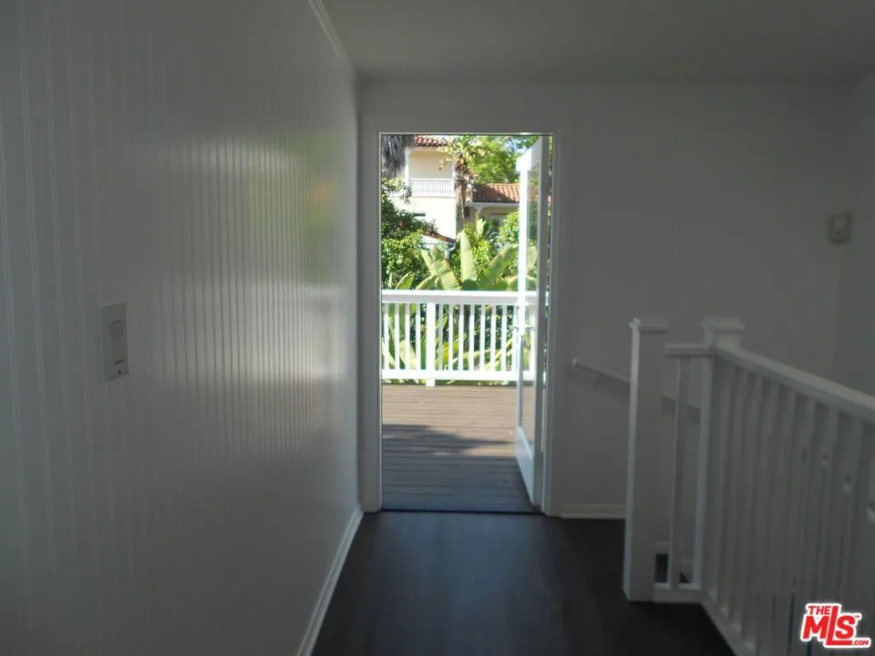 9139 W 25TH STREET Los Angeles, CA 90034