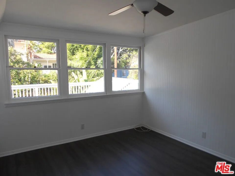 9139 W 25TH STREET Los Angeles, CA 90034