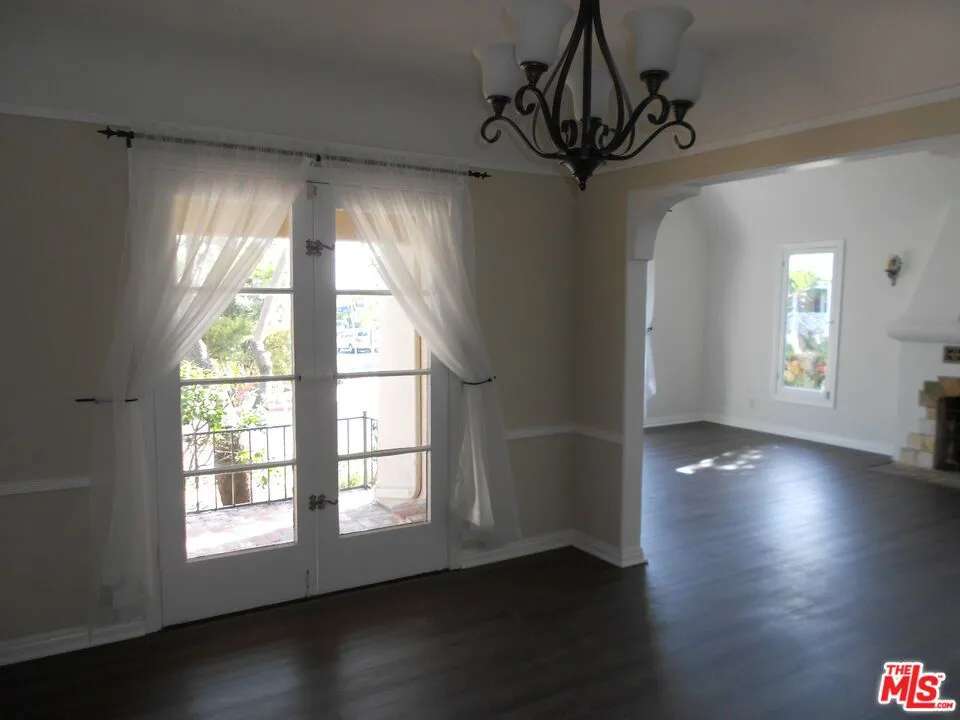9139 W 25TH STREET Los Angeles, CA 90034