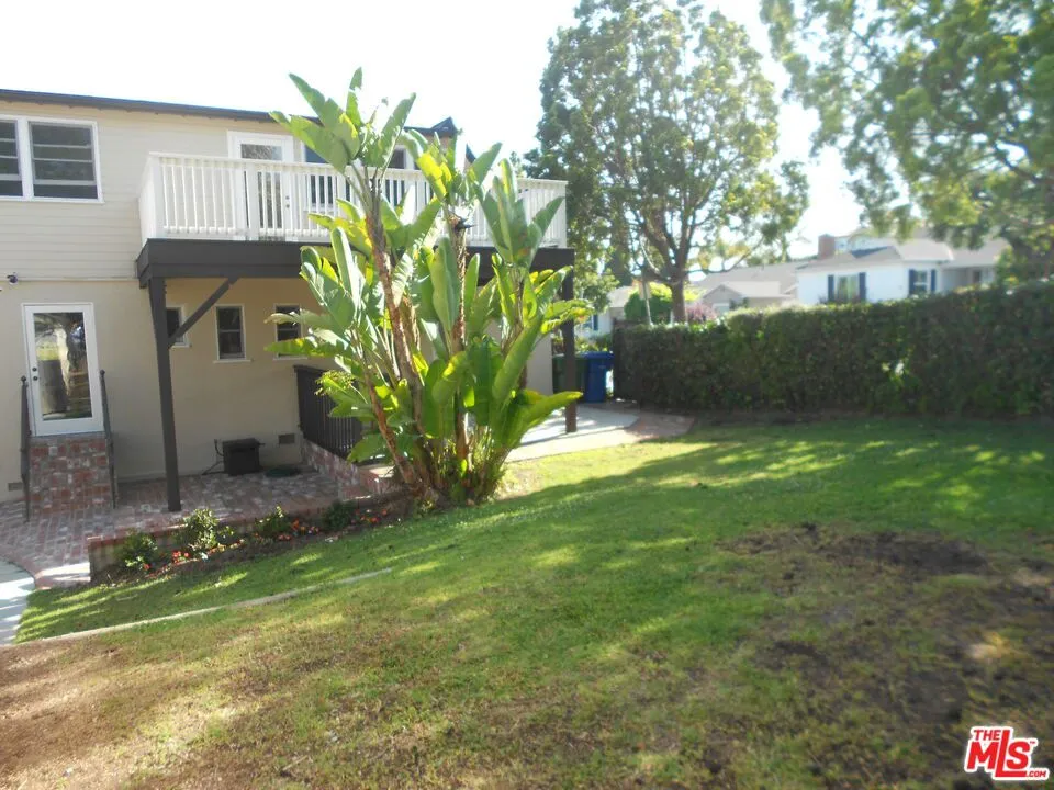9139 W 25TH STREET Los Angeles, CA 90034