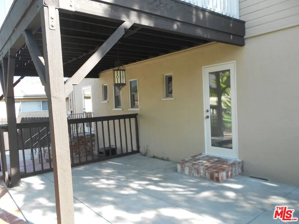 9139 W 25TH STREET Los Angeles, CA 90034