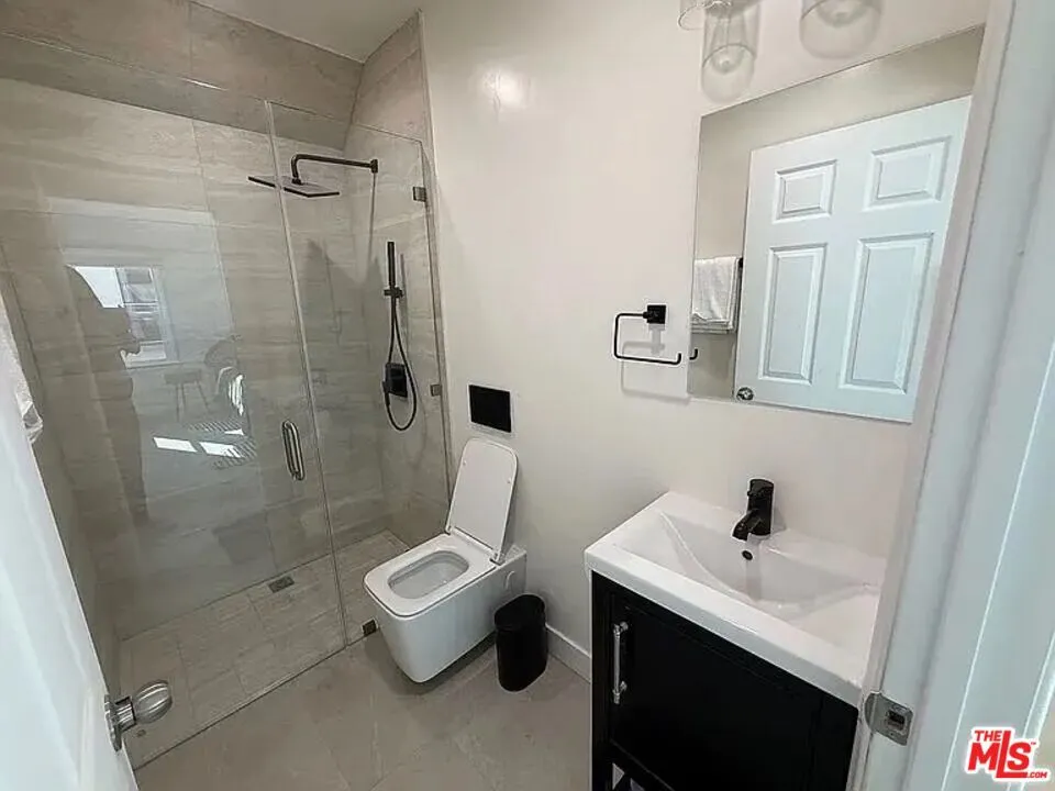 1546 S Ogden Drive ##2 Los Angeles, CA 90019