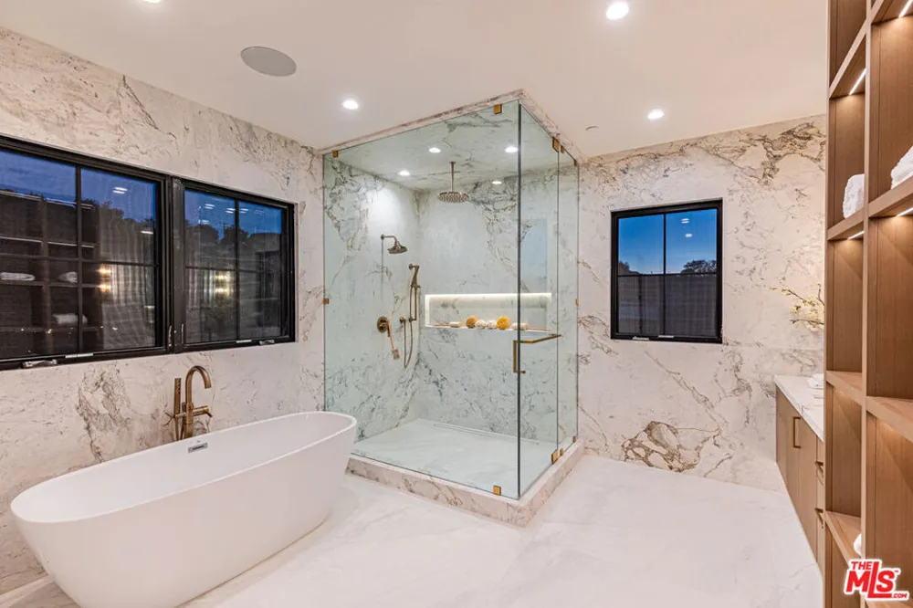 23614 Dry Canyon Cold Creek Rd Calabasas, CA 91302