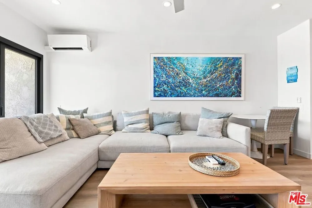 26666 Seagull Way #C206 Malibu, CA 90265