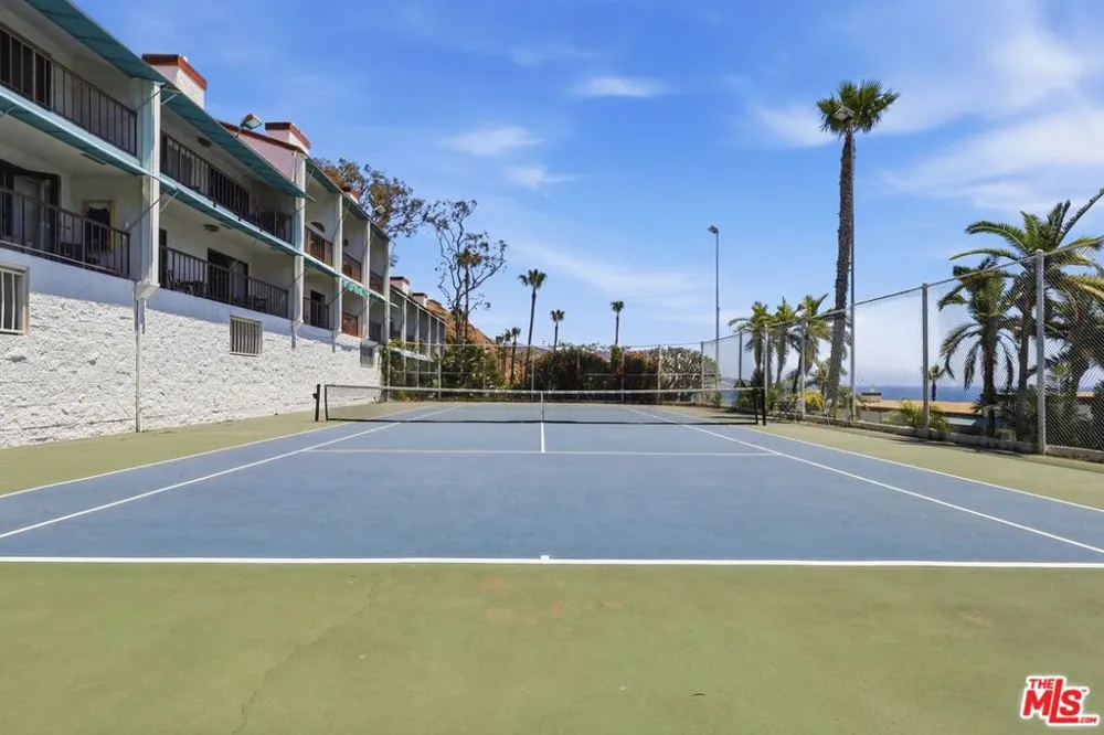 26666 Seagull Way #C206 Malibu, CA 90265