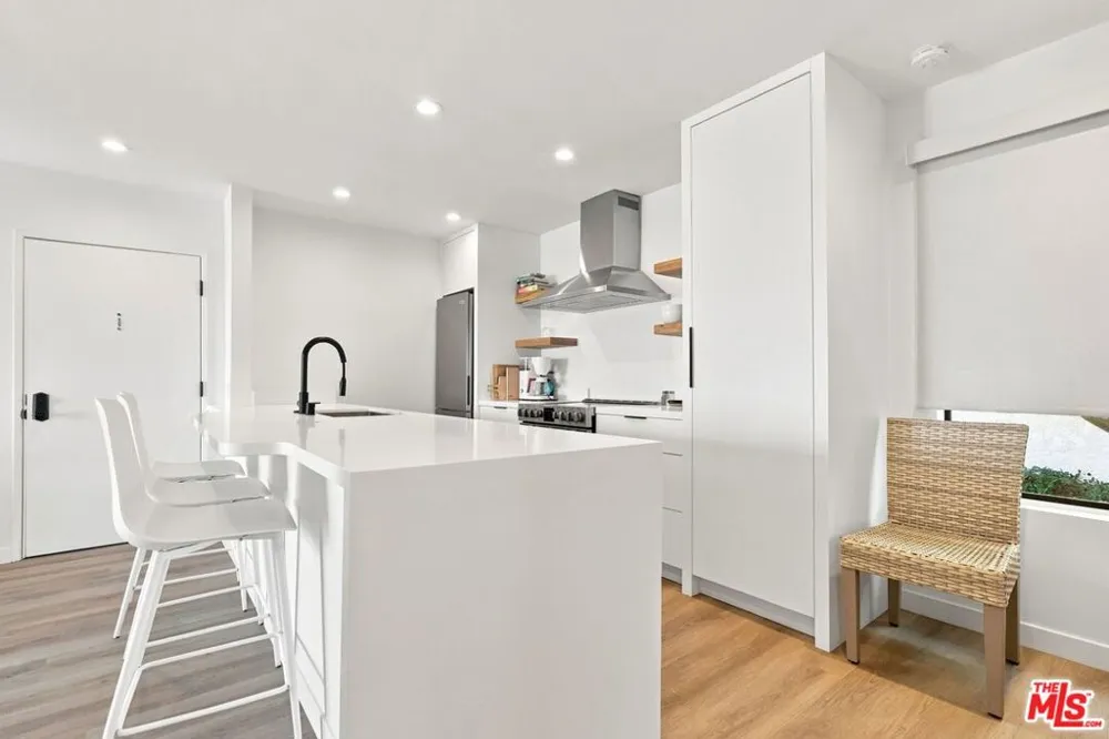 26666 Seagull Way #C206 Malibu, CA 90265