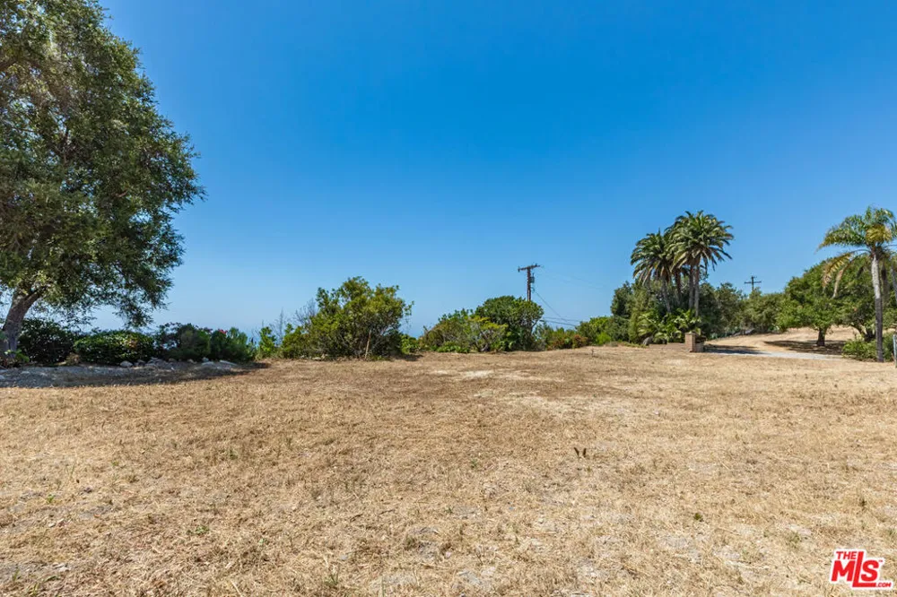 3860 Puerco Canyon Road Malibu, CA 90265