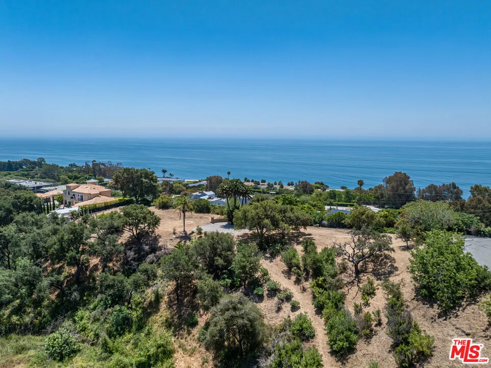 3860 Puerco Canyon Road Malibu, CA 90265