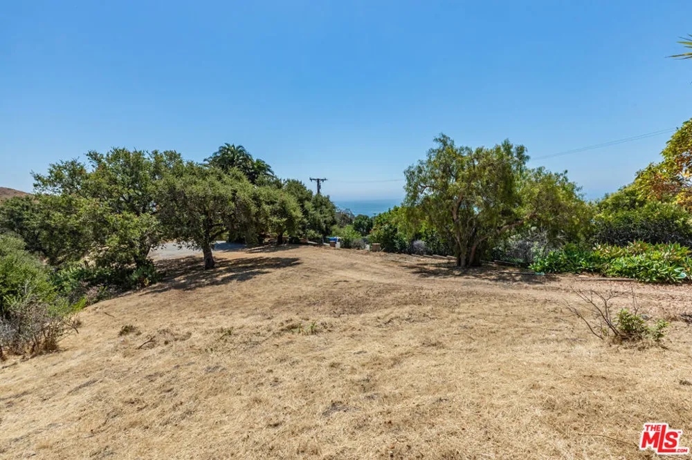 3860 Puerco Canyon Road Malibu, CA 90265