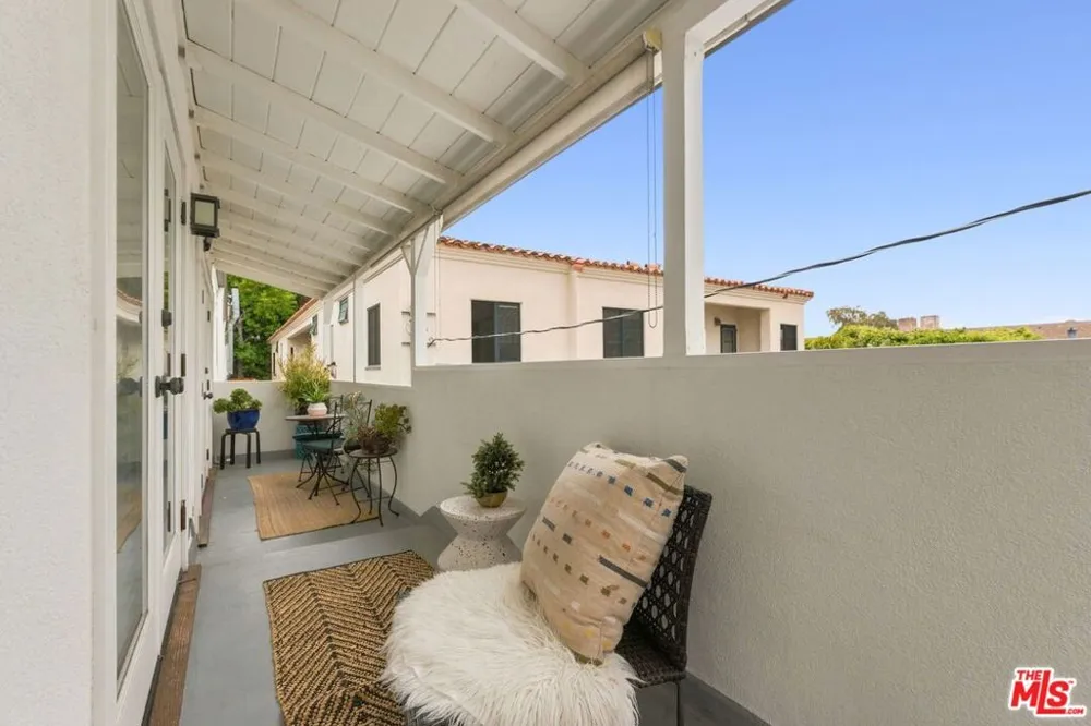 944 17th Street #6 Santa Monica, CA 90403