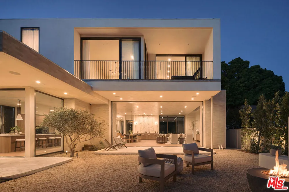 4333 Vinton Avenue Culver City, CA 90232