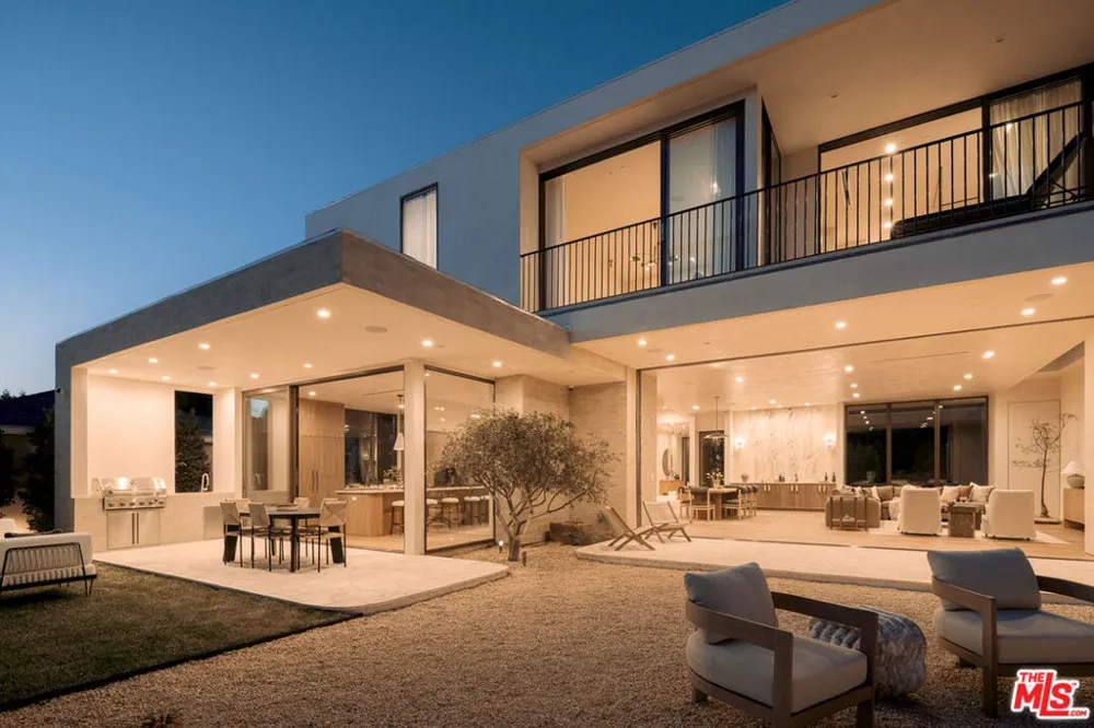 4333 Vinton Avenue Culver City, CA 90232