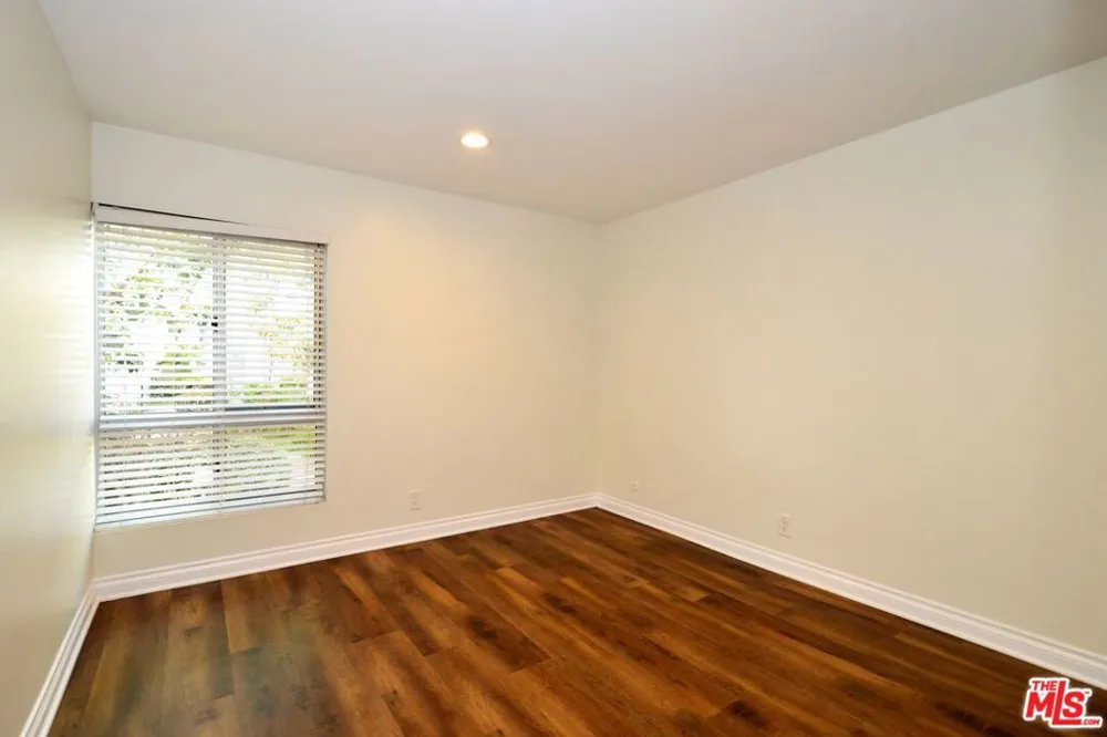 5950 Canterbury Drive #C212 Culver City, CA 90230