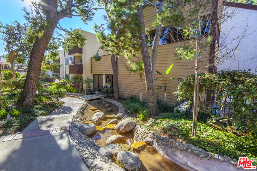 5950 Canterbury Drive #C212 Culver City, CA 90230