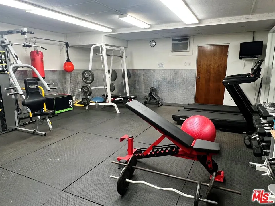 5950 Canterbury Drive #C212 Culver City, CA 90230