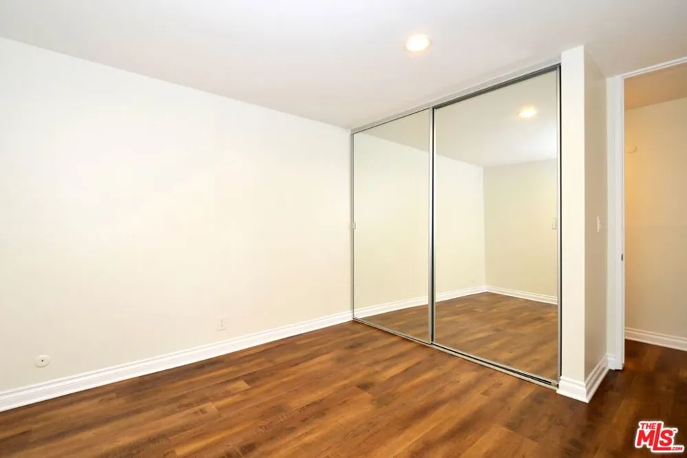 5950 Canterbury Drive #C212 Culver City, CA 90230