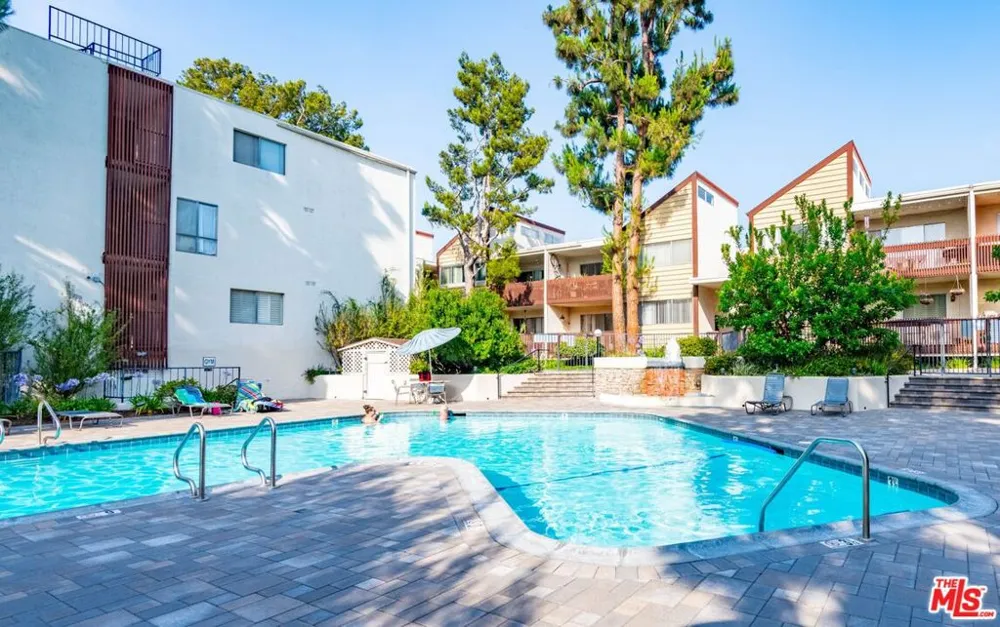 5950 Canterbury Drive #C212 Culver City, CA 90230