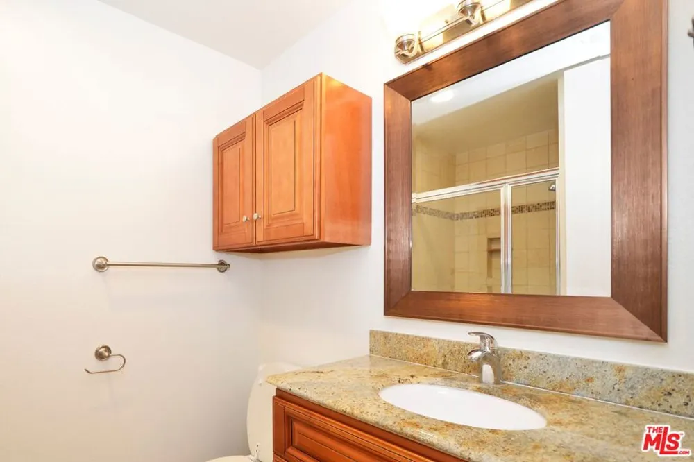5950 Canterbury Drive #C212 Culver City, CA 90230
