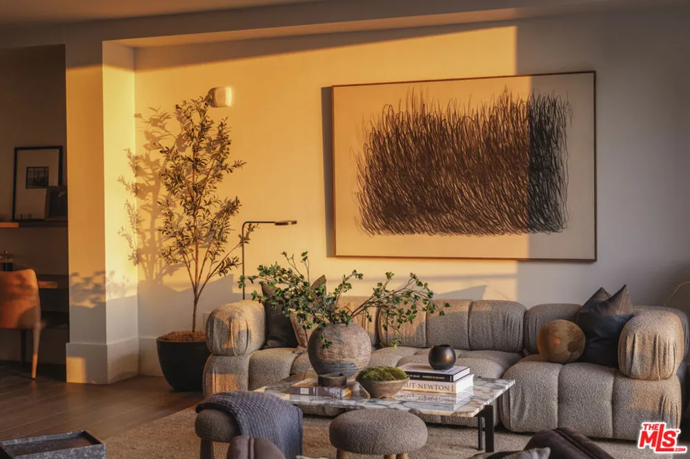 8420 W Sunset Boulevard #703 West Hollywood, CA 90069