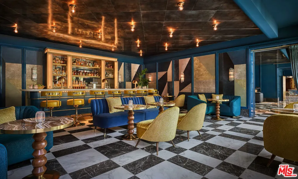 8420 W Sunset Boulevard #703 West Hollywood, CA 90069