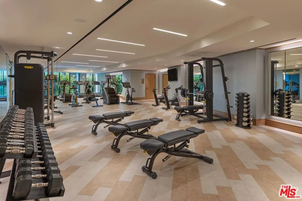 8420 W Sunset Boulevard #703 West Hollywood, CA 90069