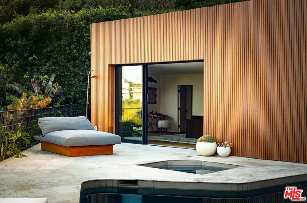 1883 Rising Glen Road Los Angeles, CA 90069