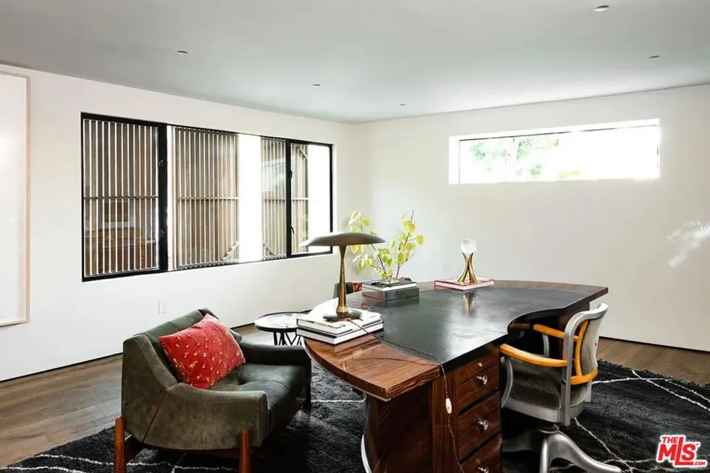 1883 Rising Glen Road Los Angeles, CA 90069