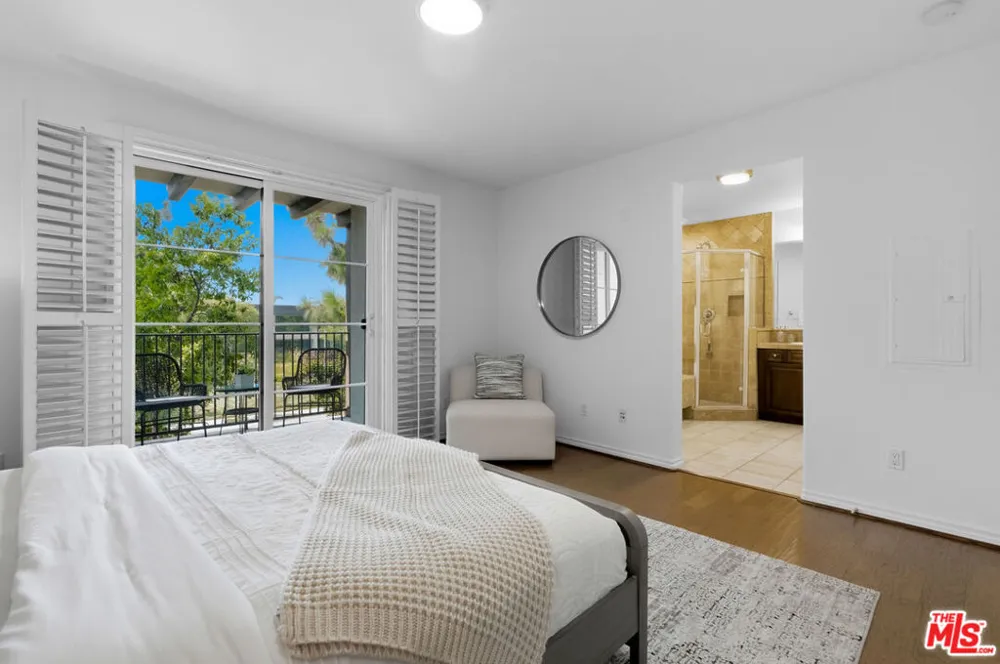 13031 Villosa Place #142 Playa Vista, CA 90094