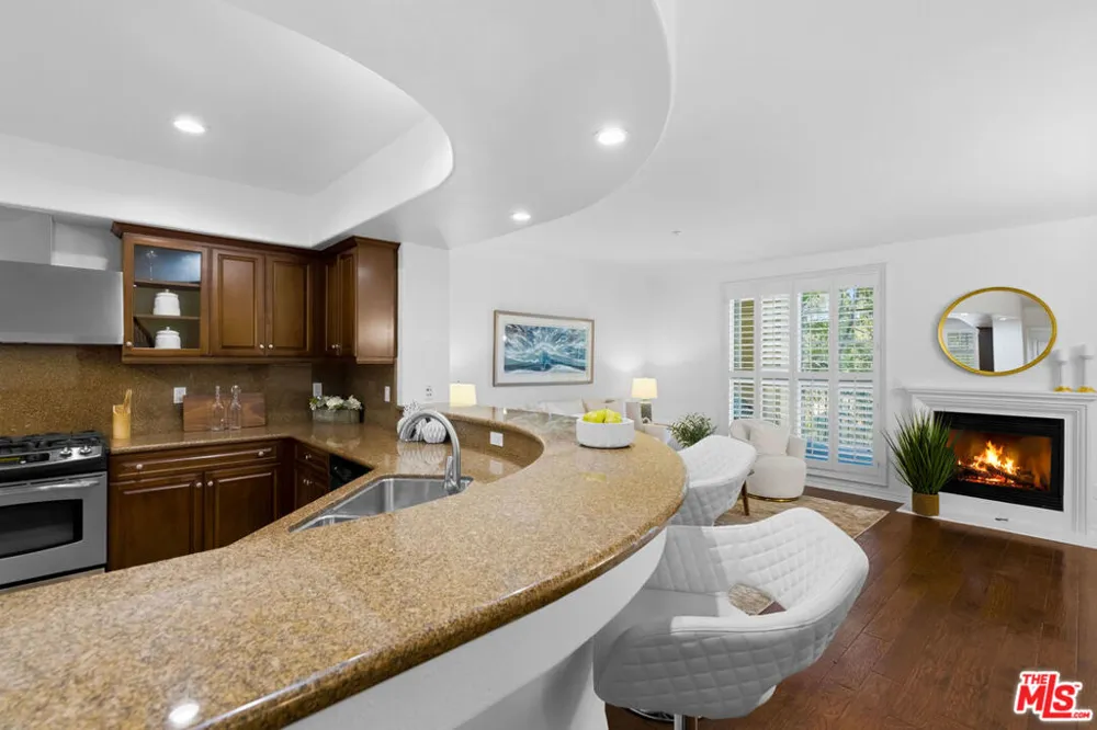 13031 Villosa Place #142 Playa Vista, CA 90094