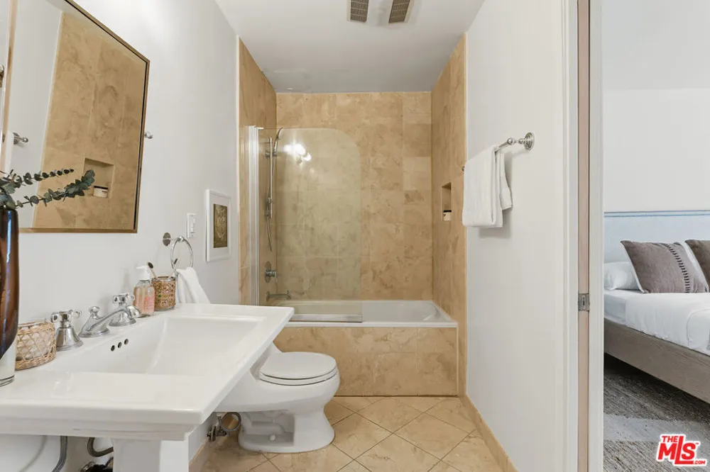 958 18th Street #4 Santa Monica, CA 90403