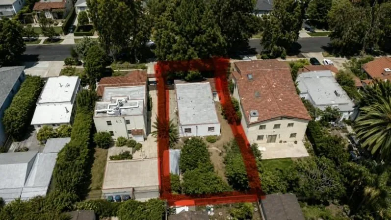 1923 Midvale Avenue Los Angeles, CA 90025