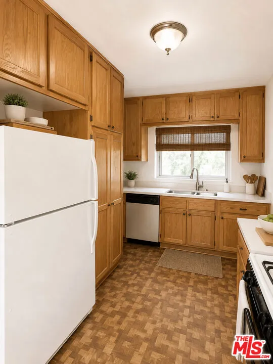 1923 Midvale Avenue Los Angeles, CA 90025