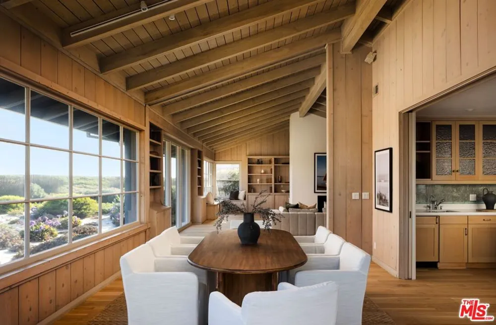 4217 Avenue Del Mar Carpinteria, CA 93013