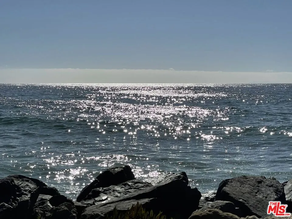 4217 Avenue Del Mar Carpinteria, CA 93013