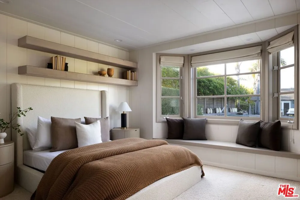 4217 Avenue Del Mar Carpinteria, CA 93013