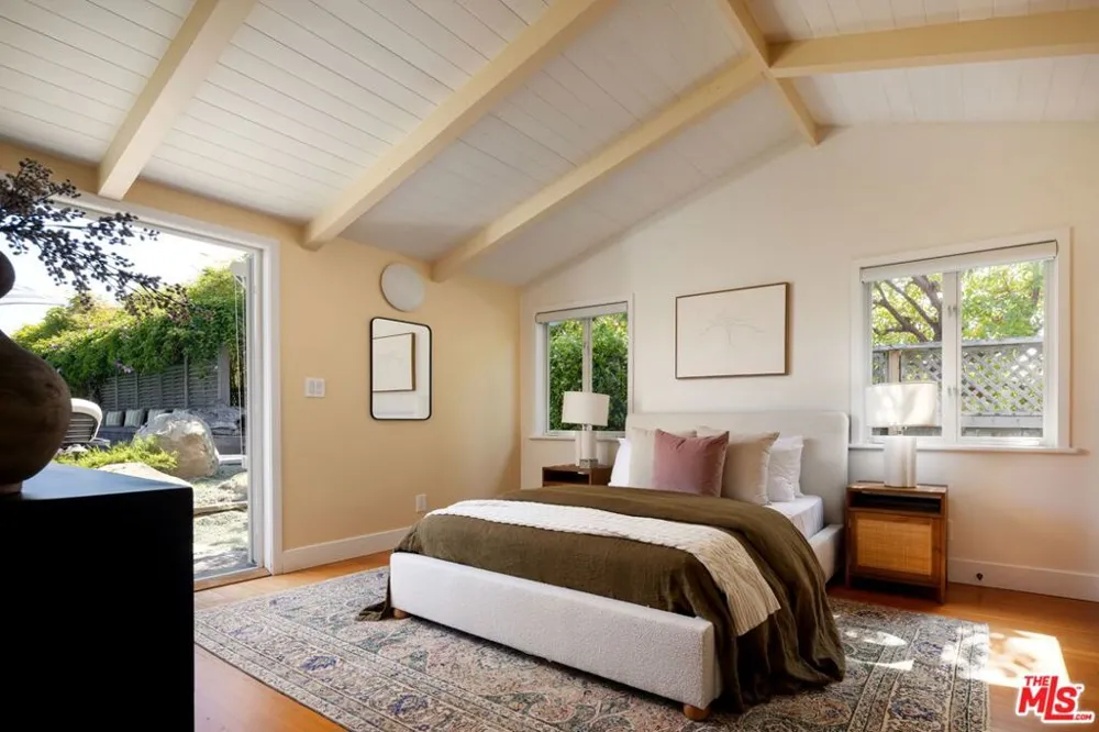 4217 Avenue Del Mar Carpinteria, CA 93013