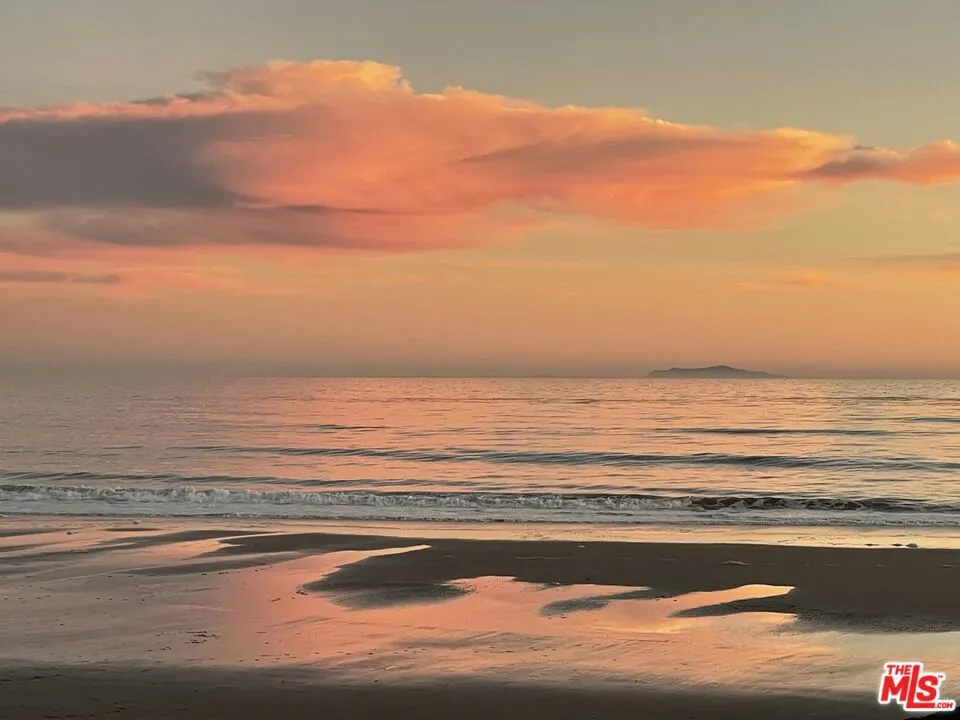 4217 Avenue Del Mar Carpinteria, CA 93013